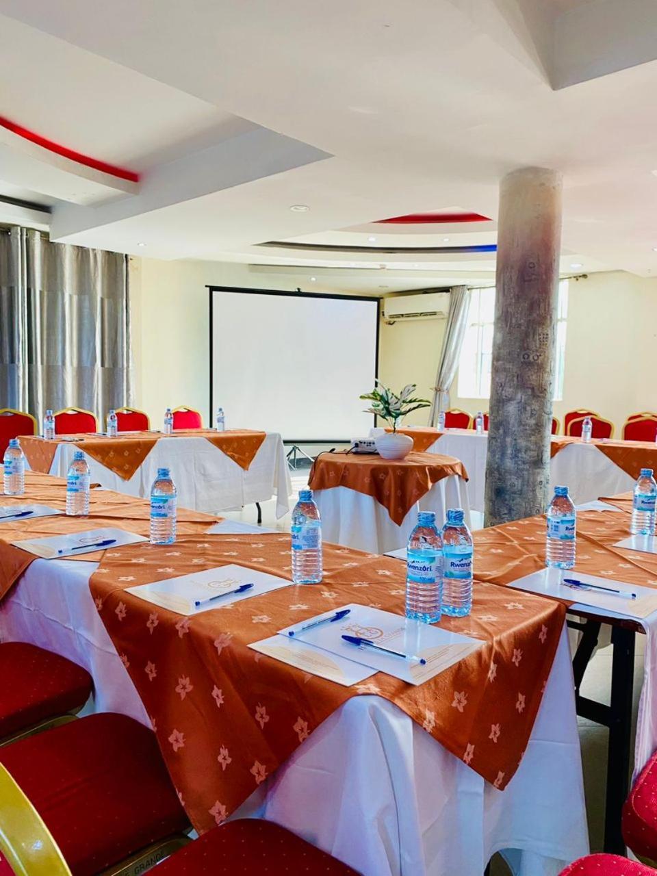 La Grande Hotel Kampala Kültér fotó