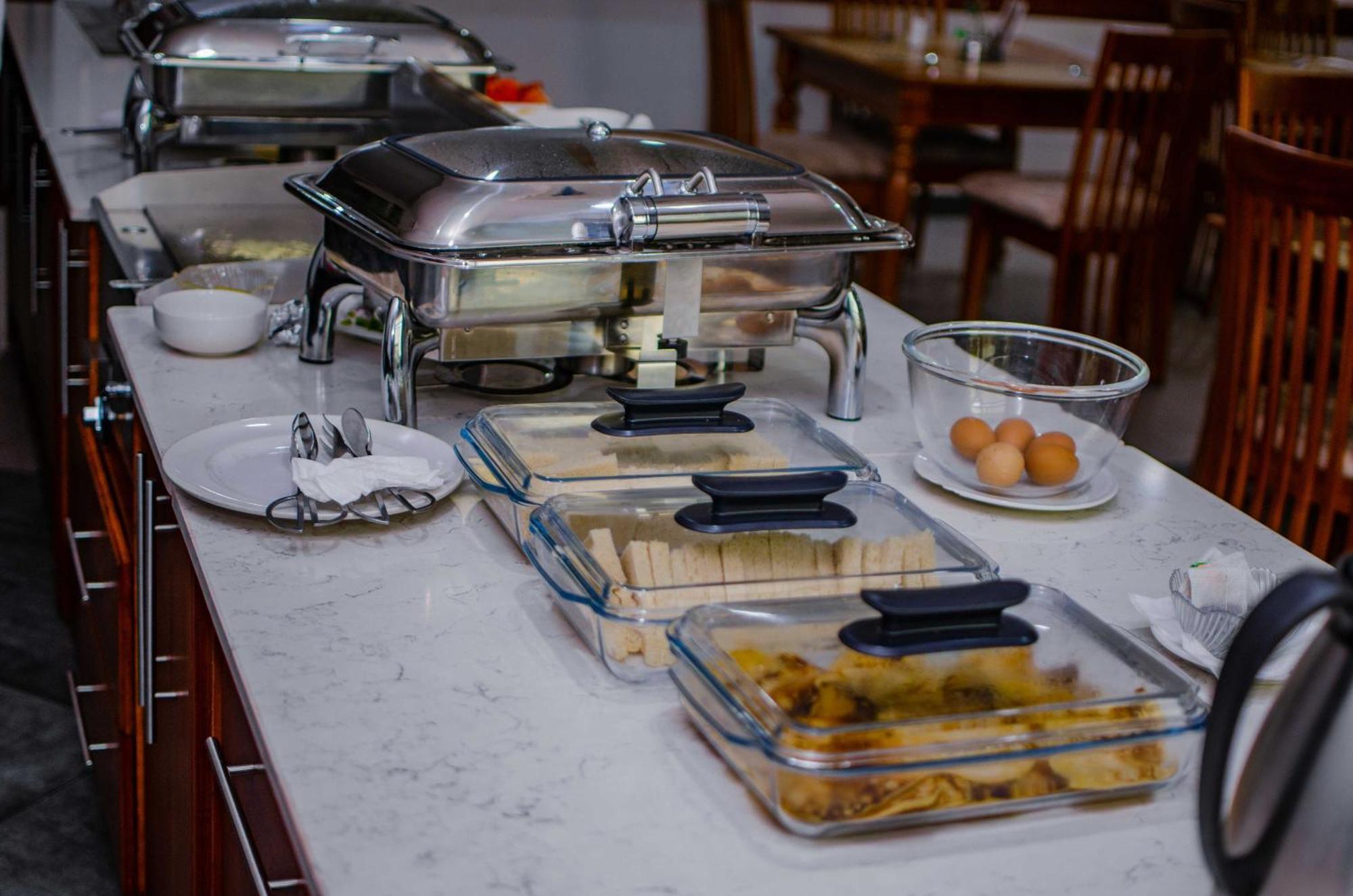 La Grande Hotel Kampala Kültér fotó
