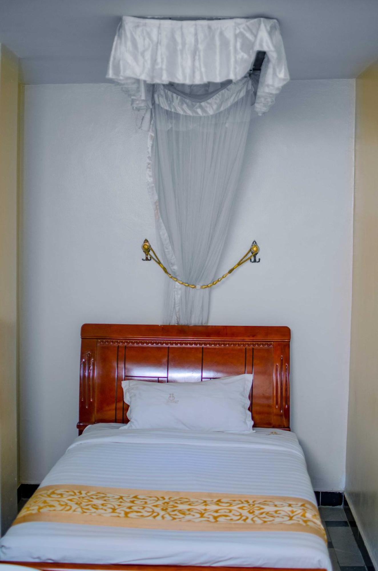 La Grande Hotel Kampala Kültér fotó